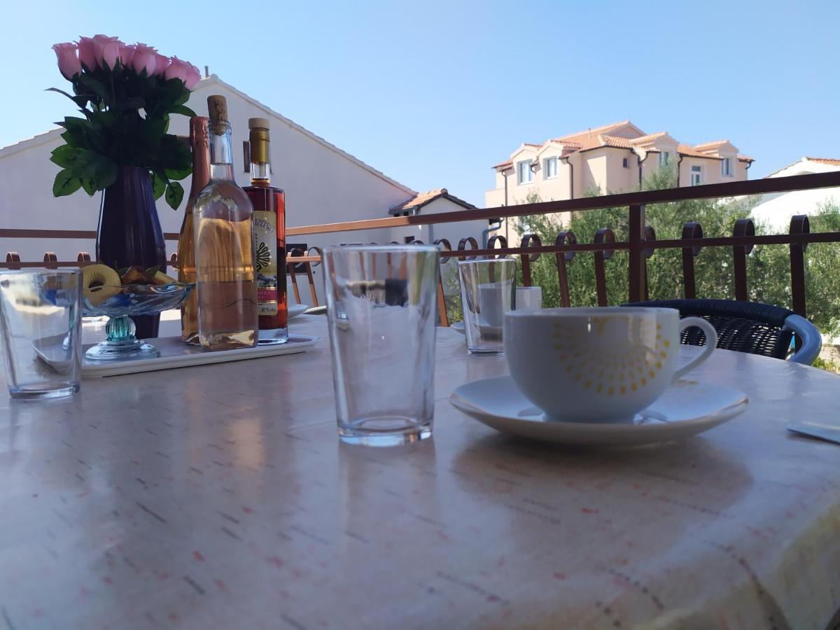 Apartments Samodol Vodice Eksteriør billede