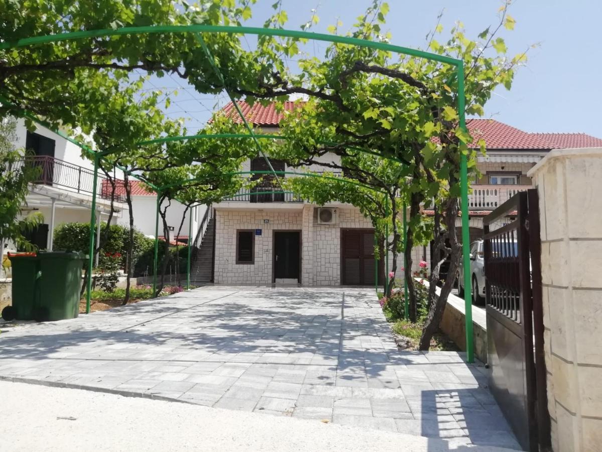 Apartments Samodol Vodice Eksteriør billede